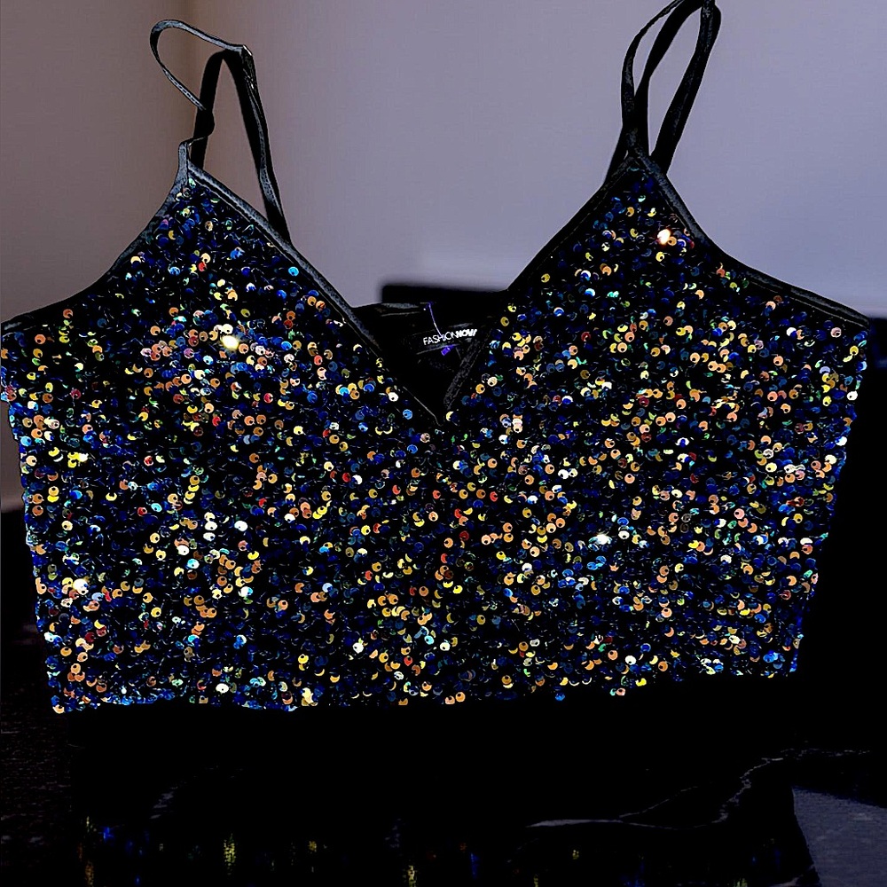 Fashion Nova Sequin Cami Top – Size XL